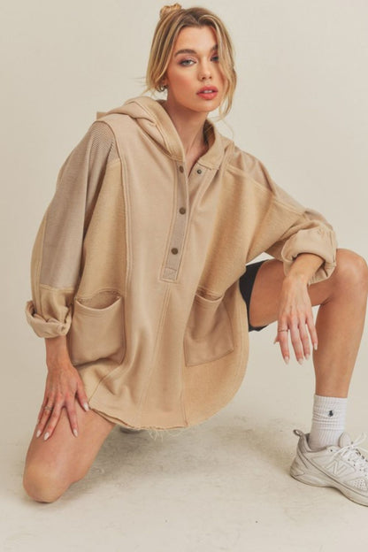 Cozy Oversized Hoodie with Front Pockets - Casual Women's Pullover Sweatshirt